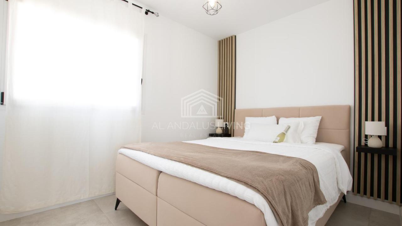 Panoramic Sea Views And Direct Access To The Beach From The Community In Torrenueva Malaga Luaran gambar